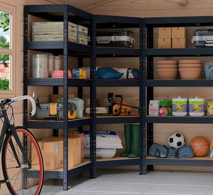 As estantes de canto são uma ótima solução para o aproveitamento de espaço na sua garagem.